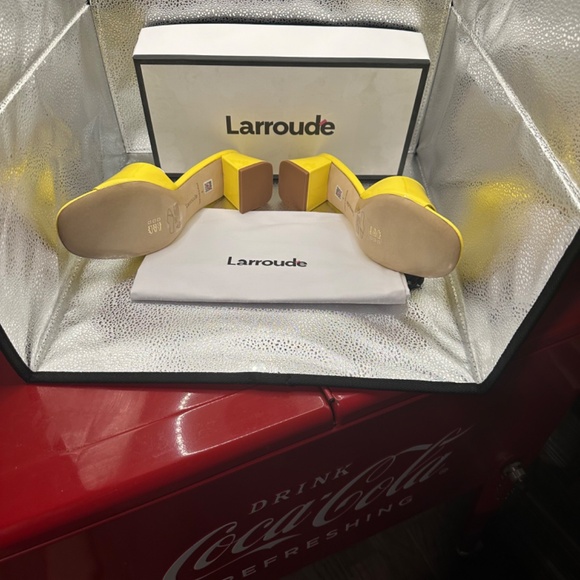 Larroude Brigette Lemonade Mid Heel - Picture 2 of 4